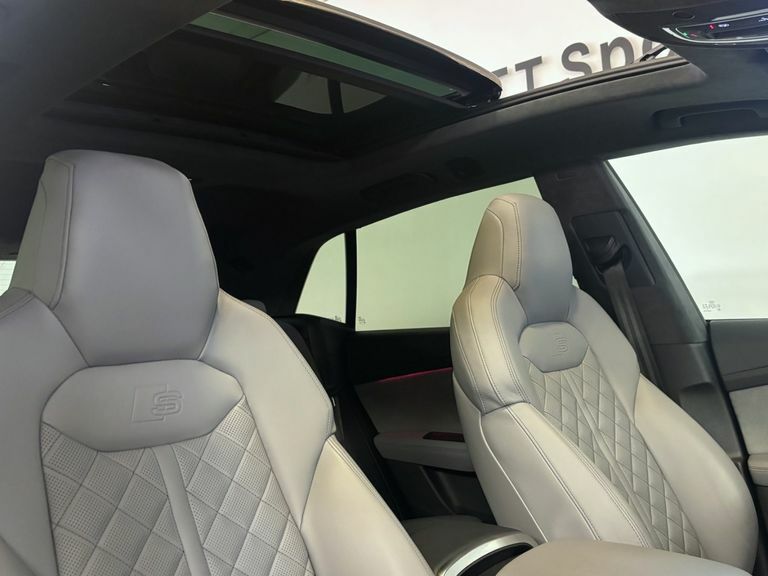Audi Q8 55 Tfsi Quattro Vorsprung Tiptronic, 22 Alloy Black #4