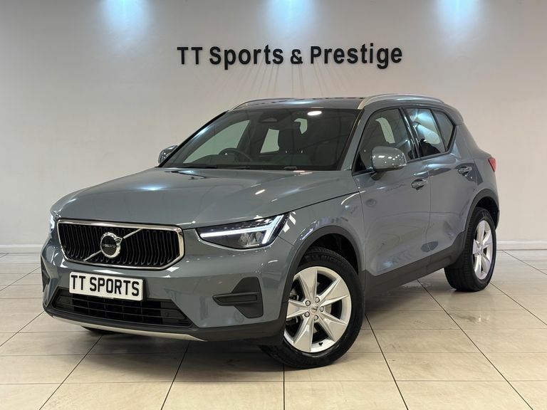 Volvo XC40 2.0 B3p Core Grey