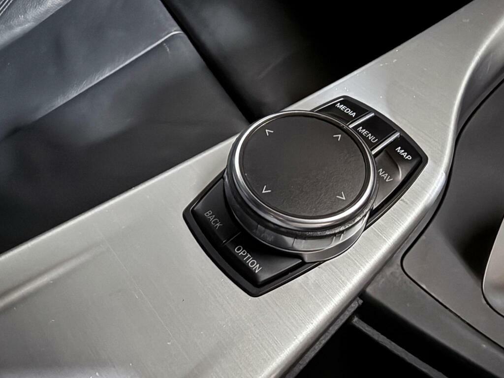 BMW 3 Series 320I M Sport Step White #39