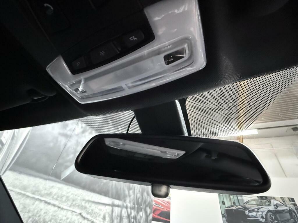 BMW 3 Series 320I M Sport Step White #42