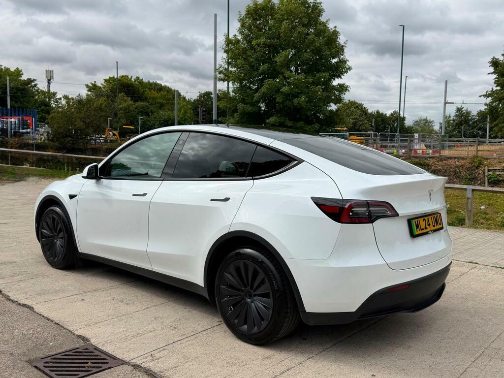 Tesla Model Y Dual Motor Long Range 4Wde ML24UWU White #5