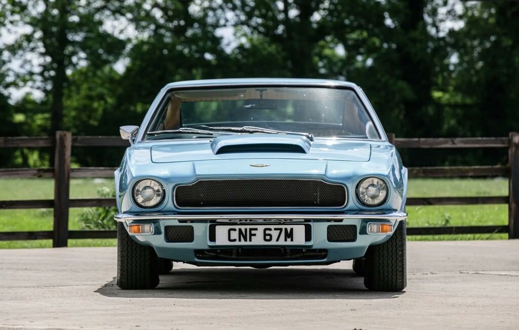 Aston Martin V8 5.3 Blue #5