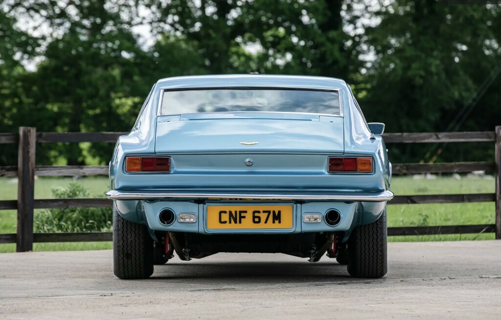 Aston Martin V8 5.3 Blue #4