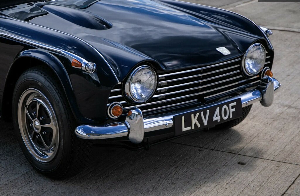 Triumph TR5 2.5 Pi LKV40F Blue #5