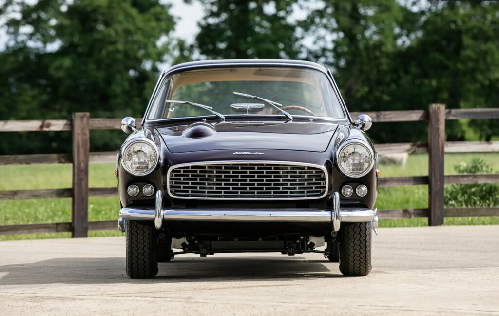Triumph TR3 Coupe Red #5