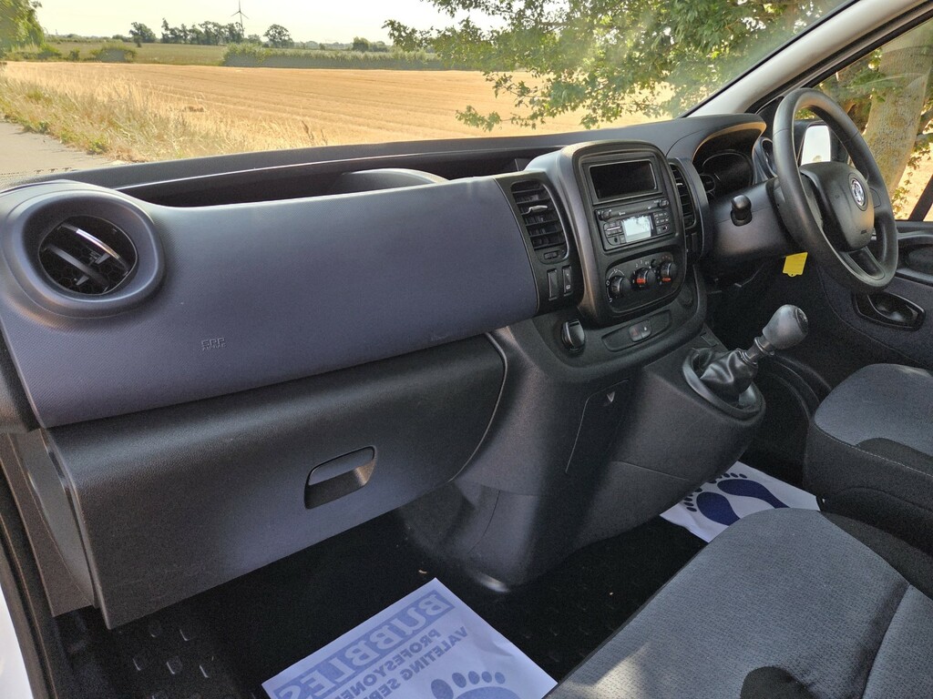 Vauxhall Vivaro 1.6 Cdti 2900 Combi Van L1 H1 Eu Black #9