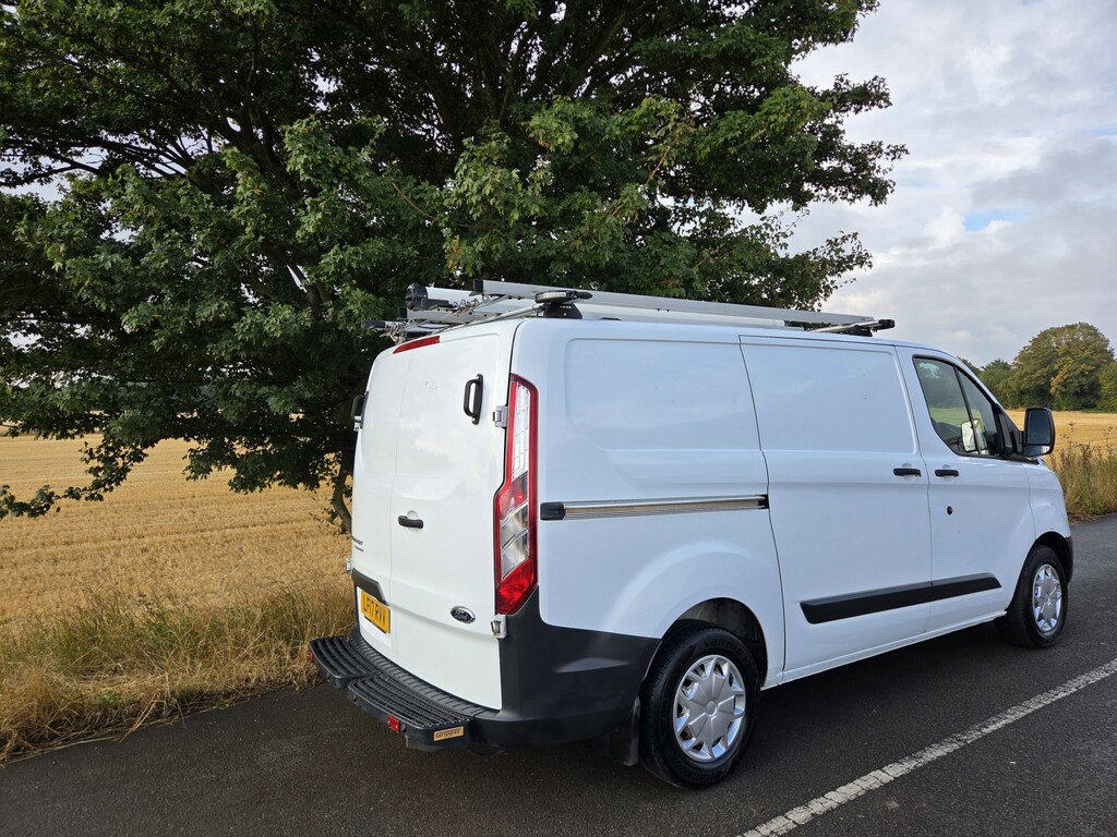 Ford Transit Custom Panel Van 2.0 Tdci 310 2017 LF17RVV White #4