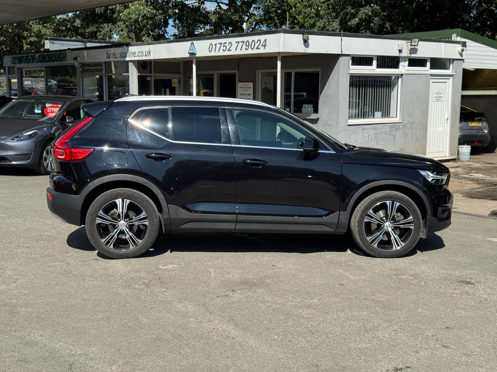 Volvo XC40 2.0L B4 Mhev Inscription Pro Black #6