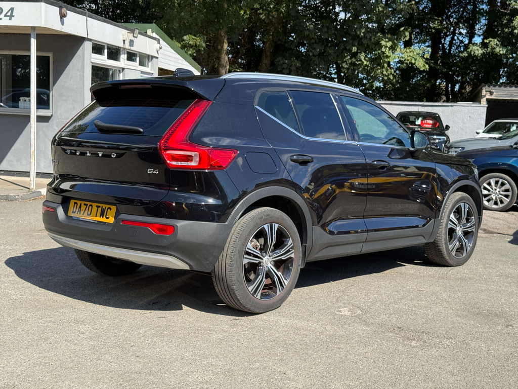 Volvo XC40 2.0L B4 Mhev Inscription Pro Black #5