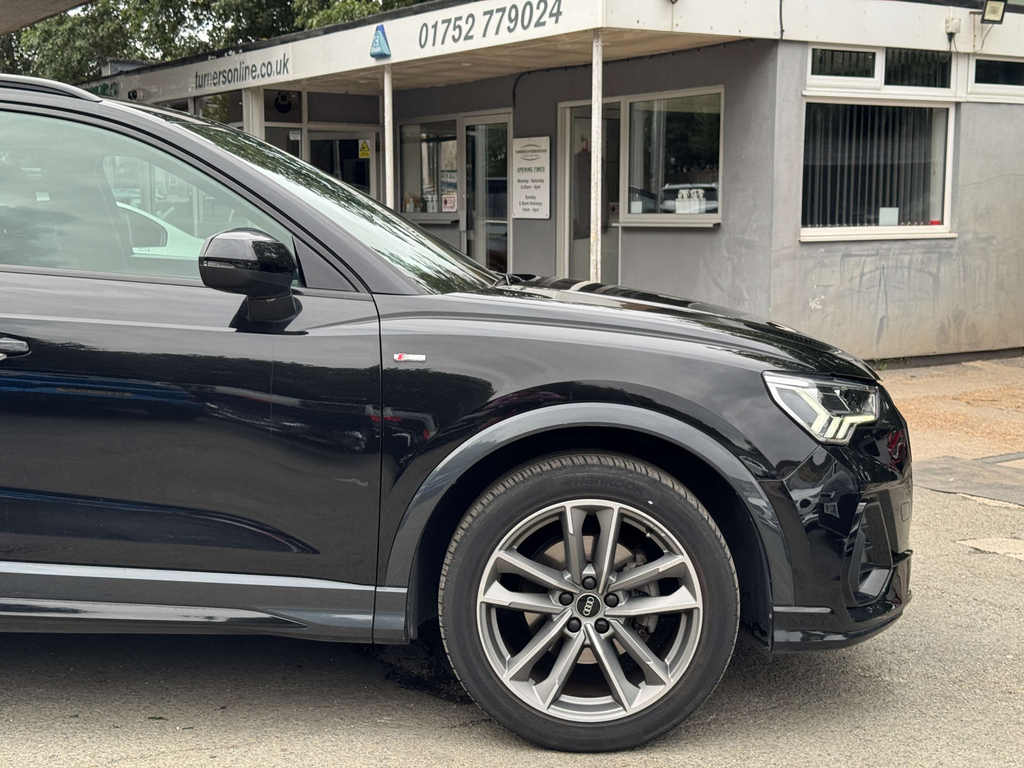 Audi Q3 1.5 Tfsi Cod 35 Sport Sportback S Troni White #37
