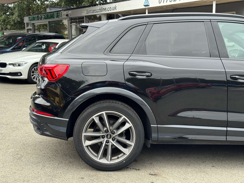 Audi Q3 1.5 Tfsi Cod 35 Sport Sportback S Troni White #36
