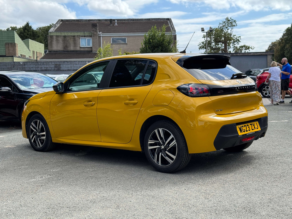 Peugeot 208 1.2L Puretech Active Premium Yellow #5