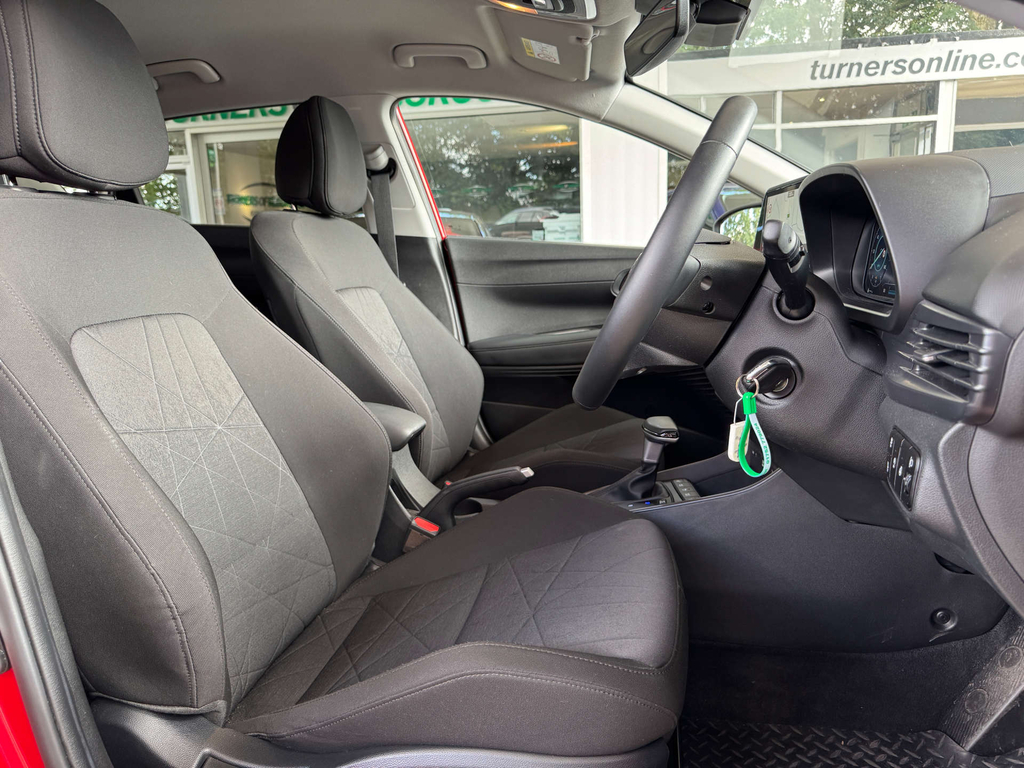 Hyundai Bayon Bayon Ultimate Tgdi Mhev Red #14