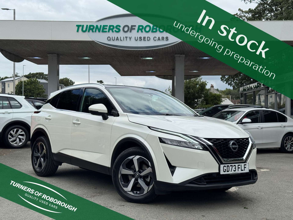 Nissan Qashqai 1.3L Mhev N-connecta White