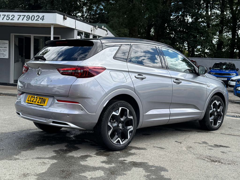 Vauxhall Grandland 1.2L Turbo Elite Grey #5