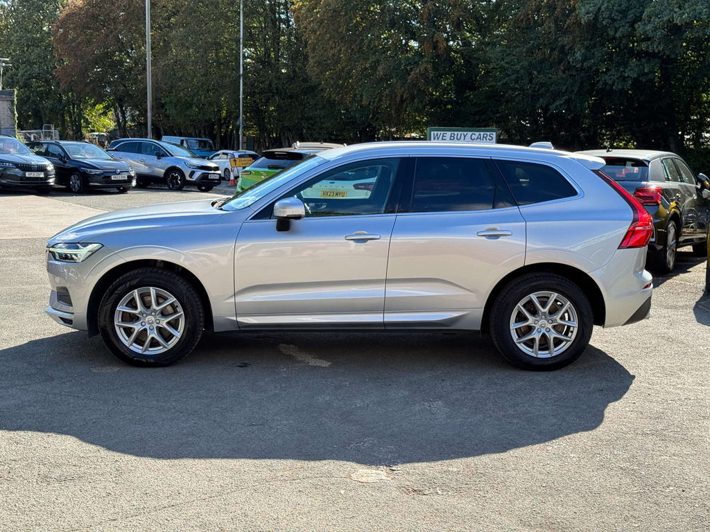 Volvo XC60 2.0L D4 Momentum Awd Silver #4