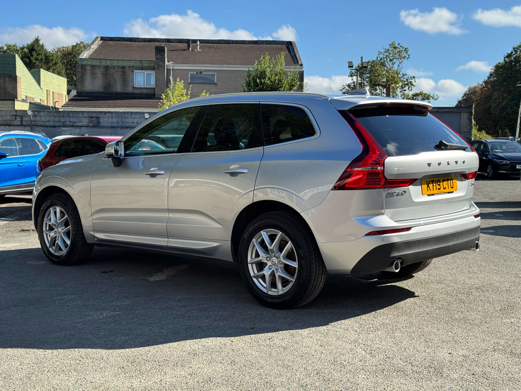 Volvo XC60 2.0L D4 Momentum Awd Silver #5