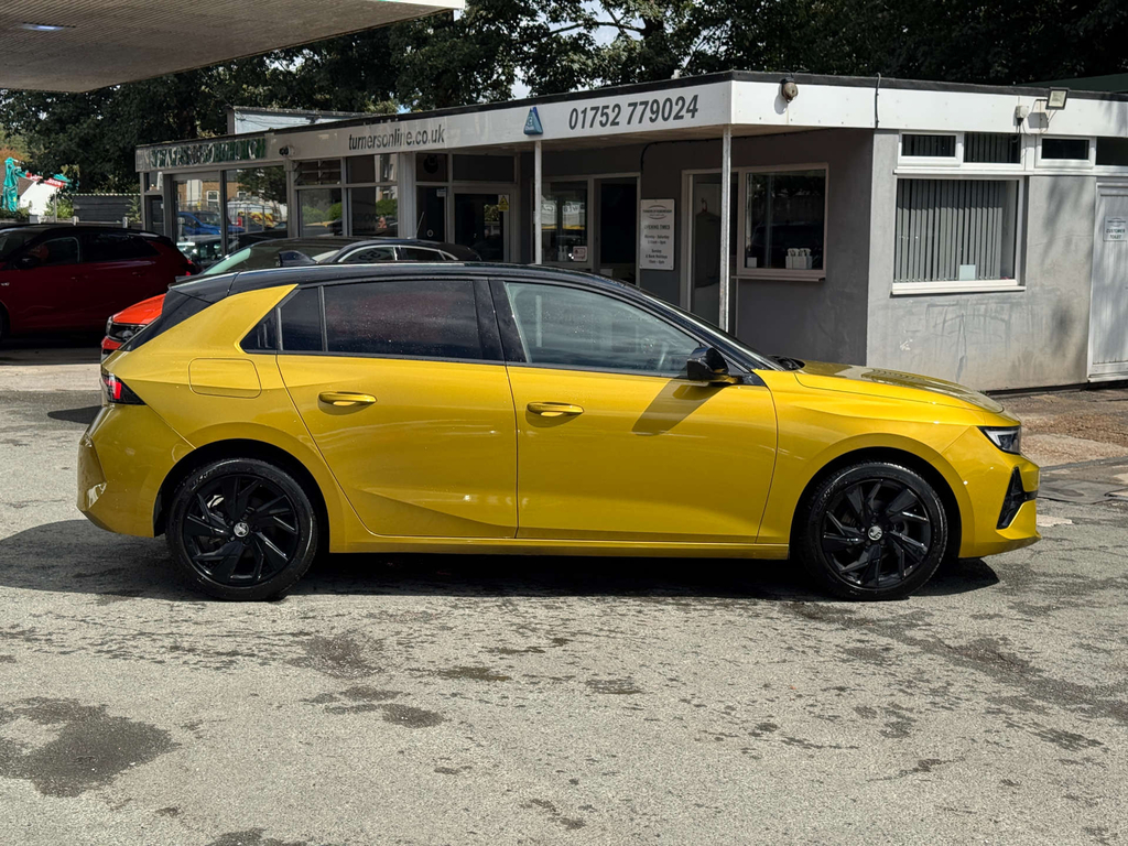 Vauxhall Astra 1.2L Turbo Gs Yellow #6