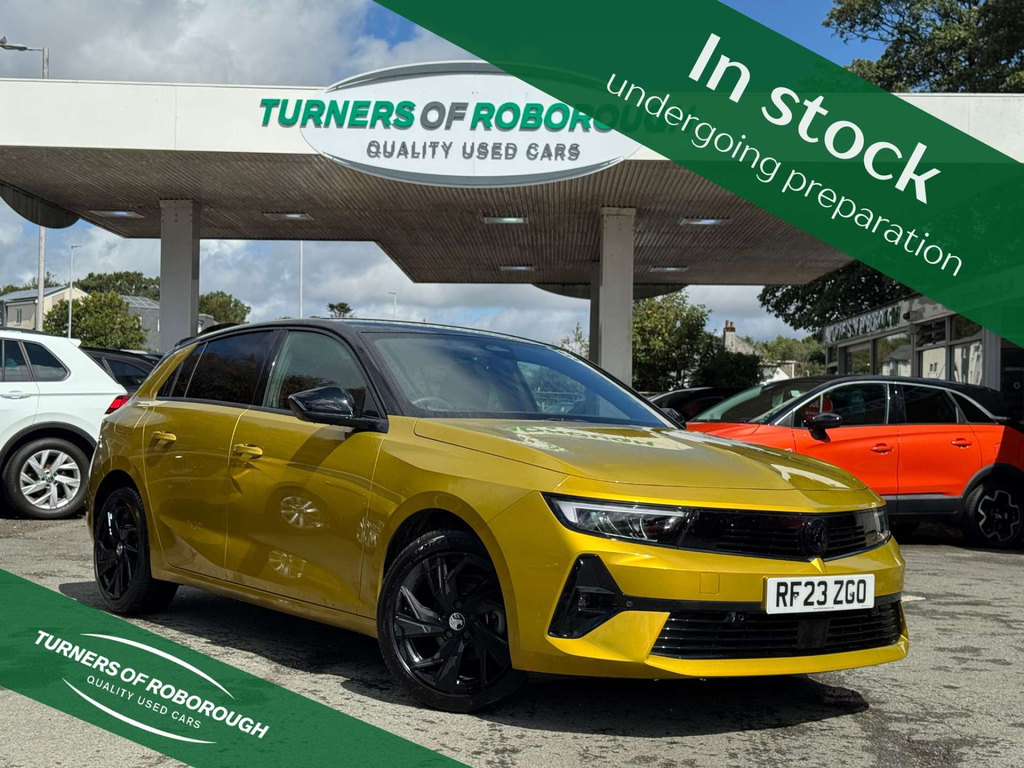 Vauxhall Astra 1.2L Turbo Gs Yellow