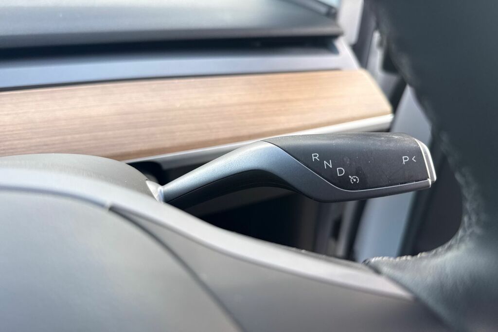 Tesla Model Y Tesla Model Y Dual Motor Long Range Suv E...  #6