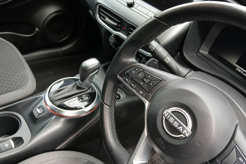Nissan Juke Nissan Juke 1.0 Dig T N Connecta Suv DV24FZN #6