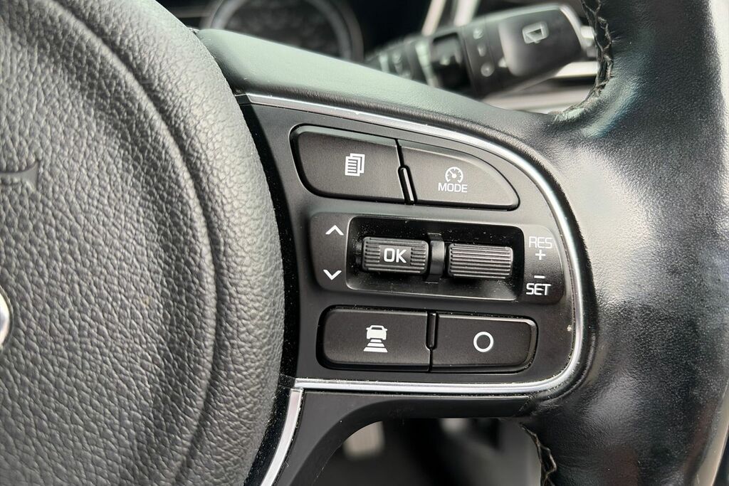 Kia Niro Kia Niro Self Charging Hybrid 1.6 Gdi 3 Suv 5Dr... SK20WYJ