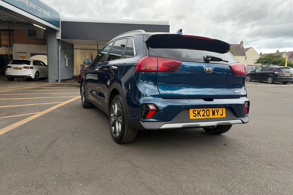 Kia Niro Kia Niro Self Charging Hybrid 1.6 Gdi 3 Suv 5Dr... SK20WYJ #4