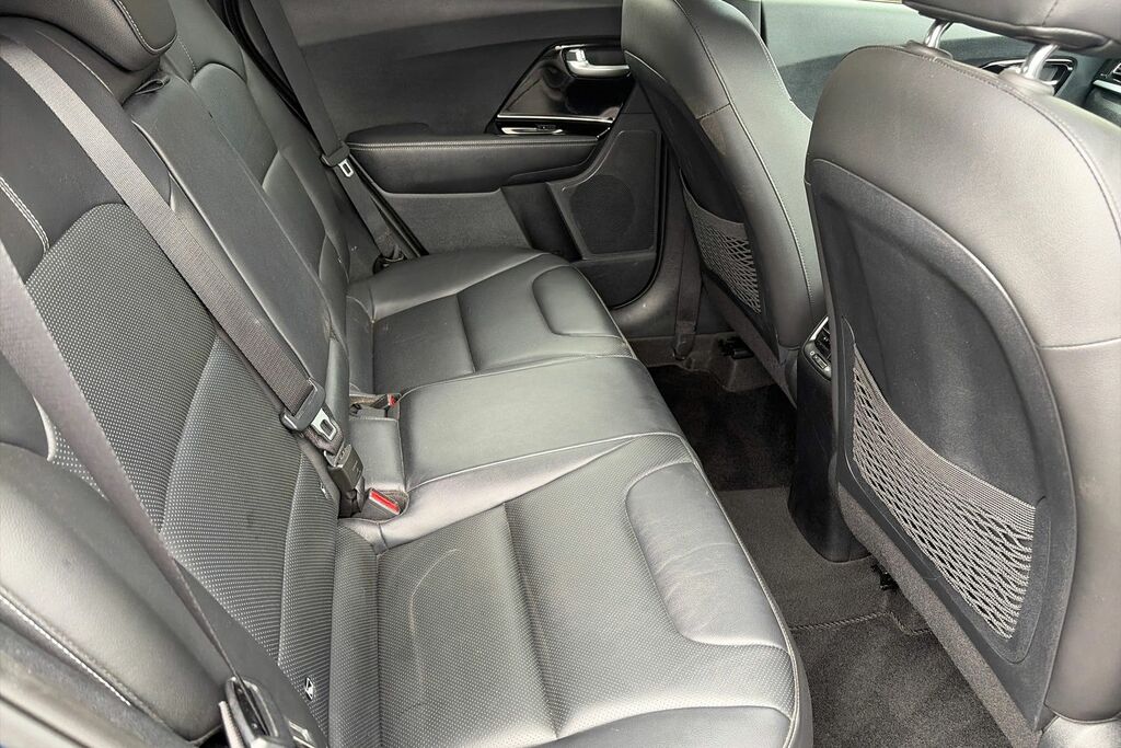 Kia Niro Kia Niro Self Charging Hybrid 1.6 Gdi 3 Suv 5Dr... SK20WYJ #2