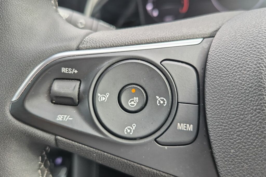 Vauxhall Grandland Vauxhall Grandland 1.2 Turbo Ultimate Suv P... DN24POJ #6
