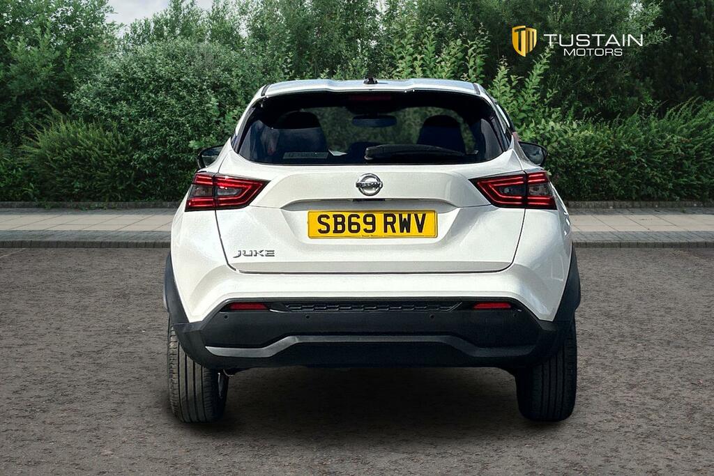 Nissan Juke Nissan Juke 1.0 Dig T N Connecta Suv SB69RWV White #3
