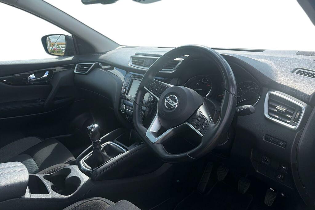 Nissan Qashqai Nissan Qashqai 1.3 Dig T N Connecta Suv Pet... ND20DKN #2