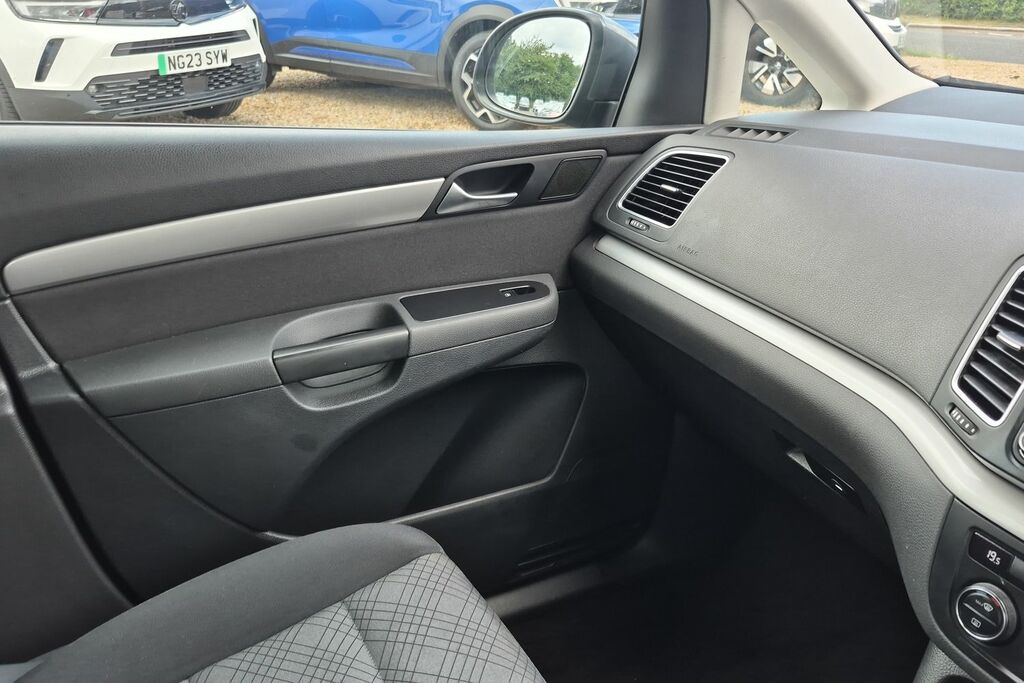 Volkswagen Sharan 2.0 Tdi Se Nav Mpv 150 Ps Blue #17