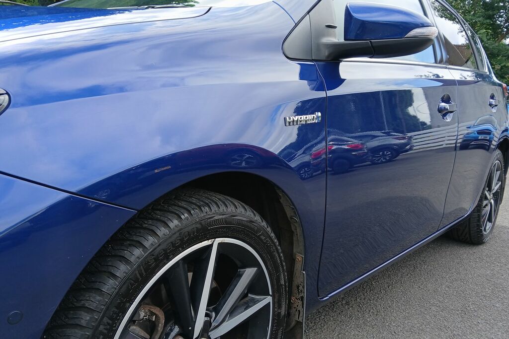 Toyota Auris 1.8 Hybrid Excel Tss Cvt Leather Blue #26