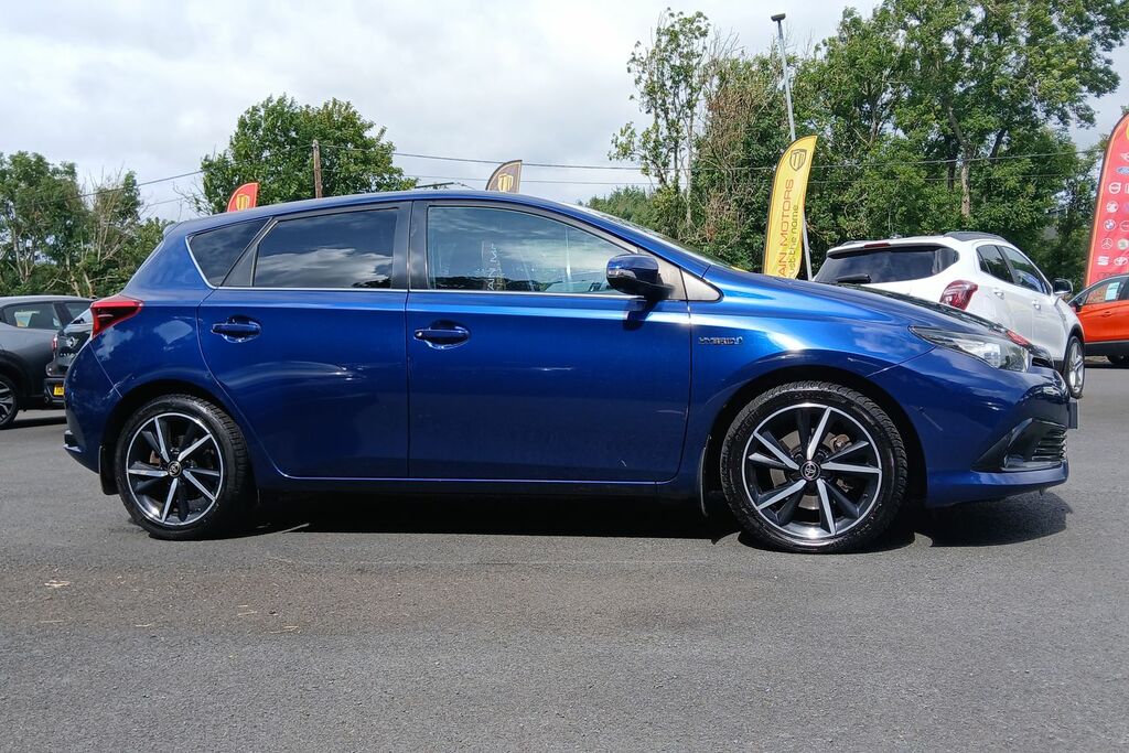 Toyota Auris 1.8 Hybrid Excel Tss Cvt Leather Blue #22