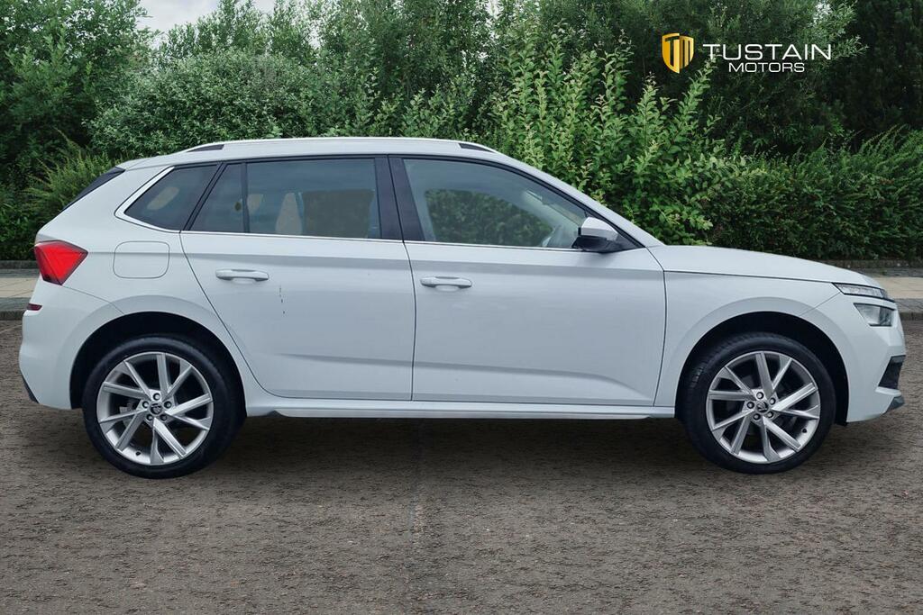 Skoda Kamiq Monte Carlo White #8