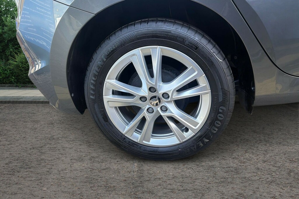 Skoda Fabia Skoda Fabia Hatch 1.0 Tsi Se L Hatchback Pe... #3