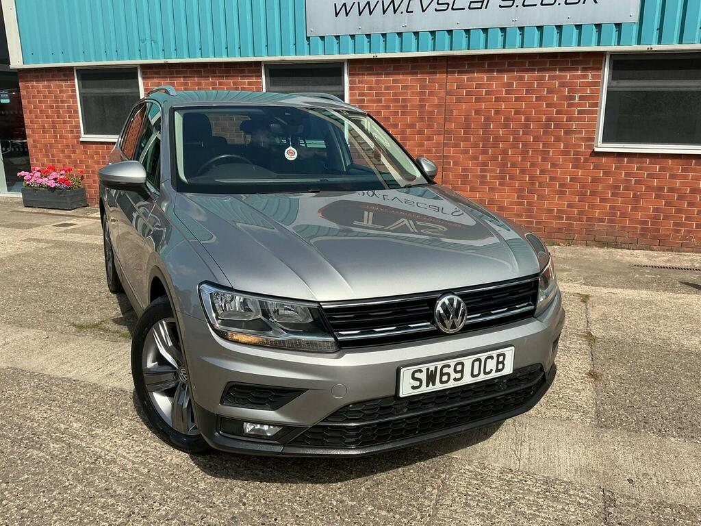Volkswagen Tiguan 2.0 Tdi Match Dsg Euro 6 Ss Silver #3
