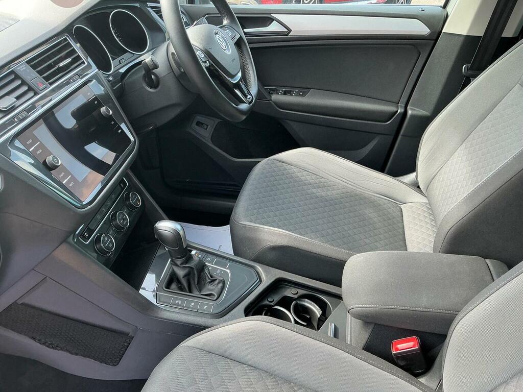 Volkswagen Tiguan Tiguan Match Tdi 4Motion Grey #9