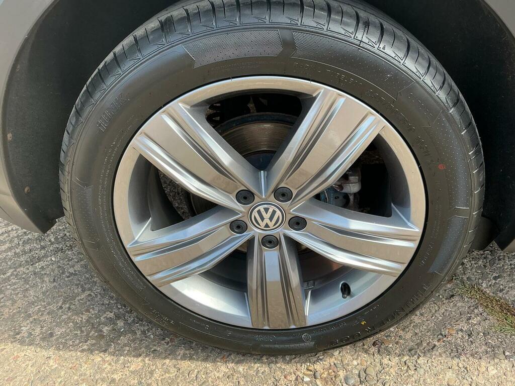 Volkswagen Tiguan Tiguan Match Tdi 4Motion Grey #32