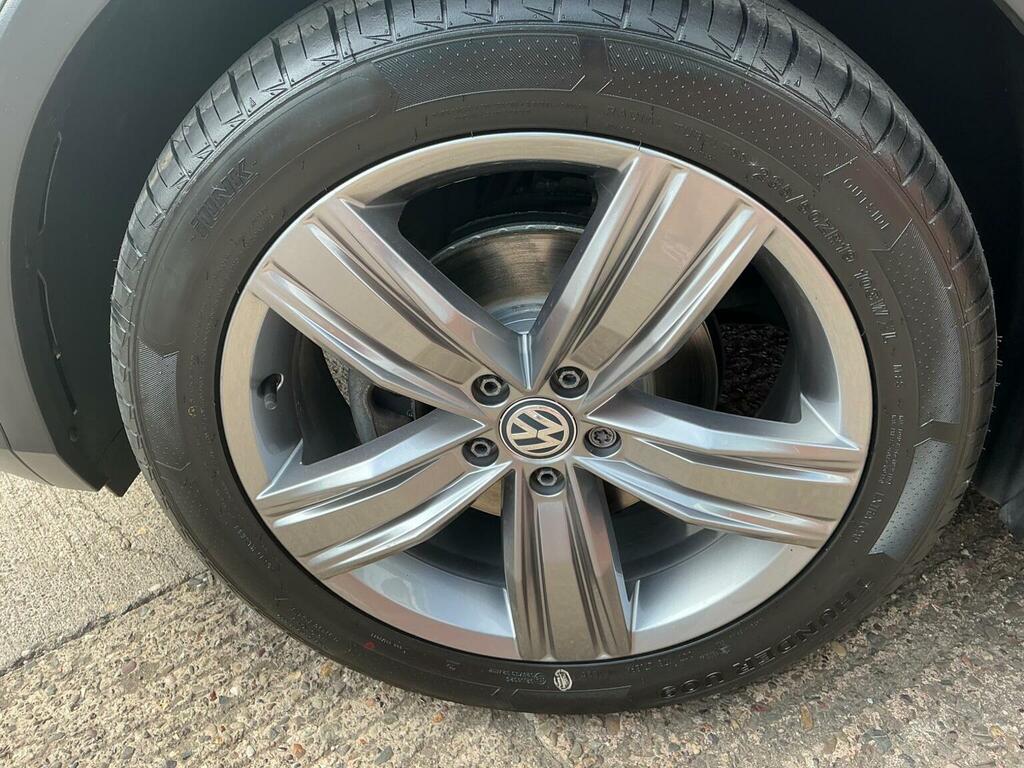 Volkswagen Tiguan Tiguan Match Tdi 4Motion Grey #30