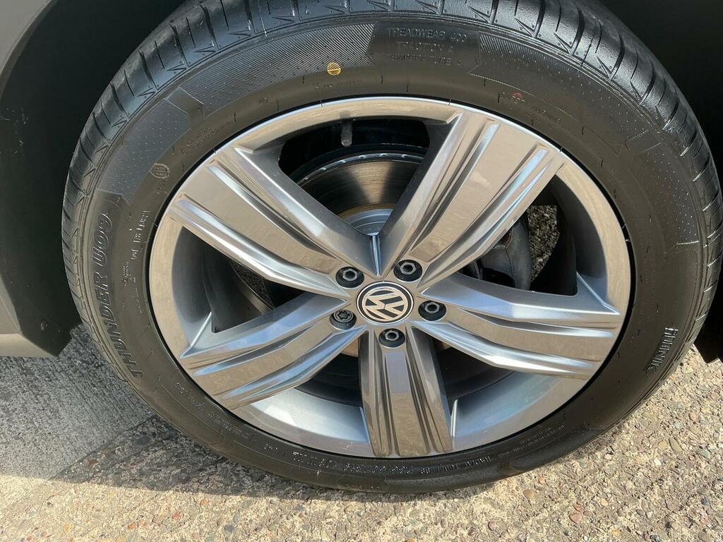 Volkswagen Tiguan Tiguan Match Tdi 4Motion Grey #33