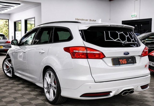 Ford Focus 2.0T Ecoboost St-3 Estate Euro 6 YH66NNC Silver #3