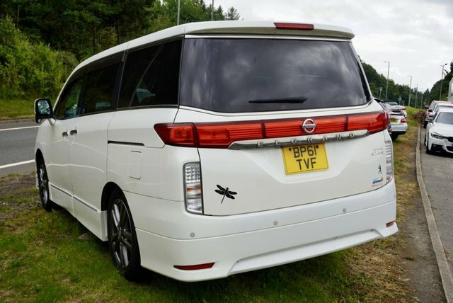 Nissan Elgrand 0.0L White #2