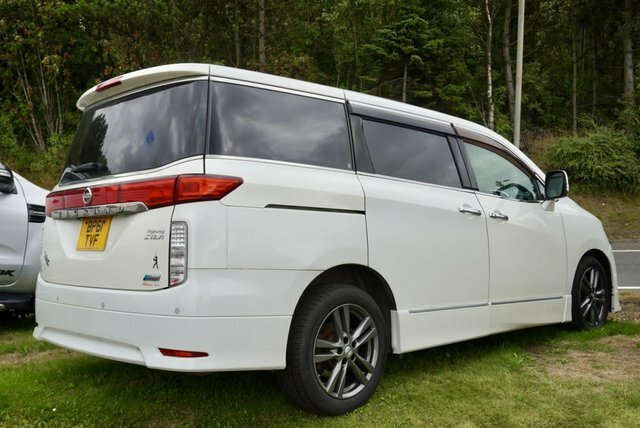 Nissan Elgrand 0.0L White #3