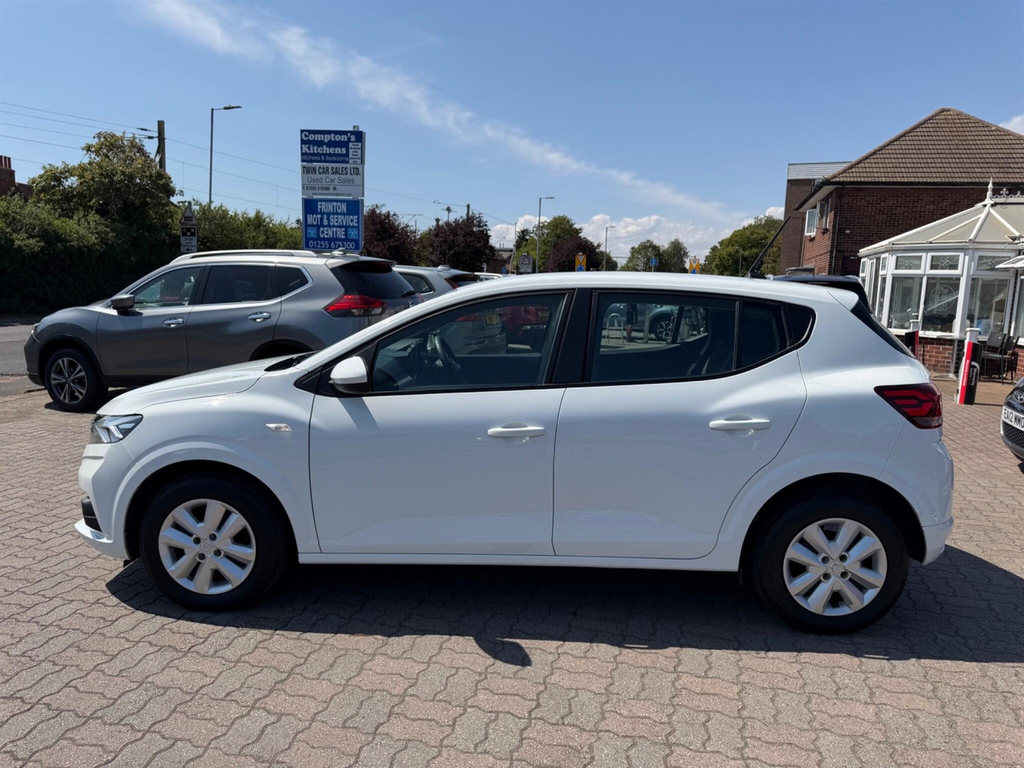 Dacia Sandero Hatchback White #5