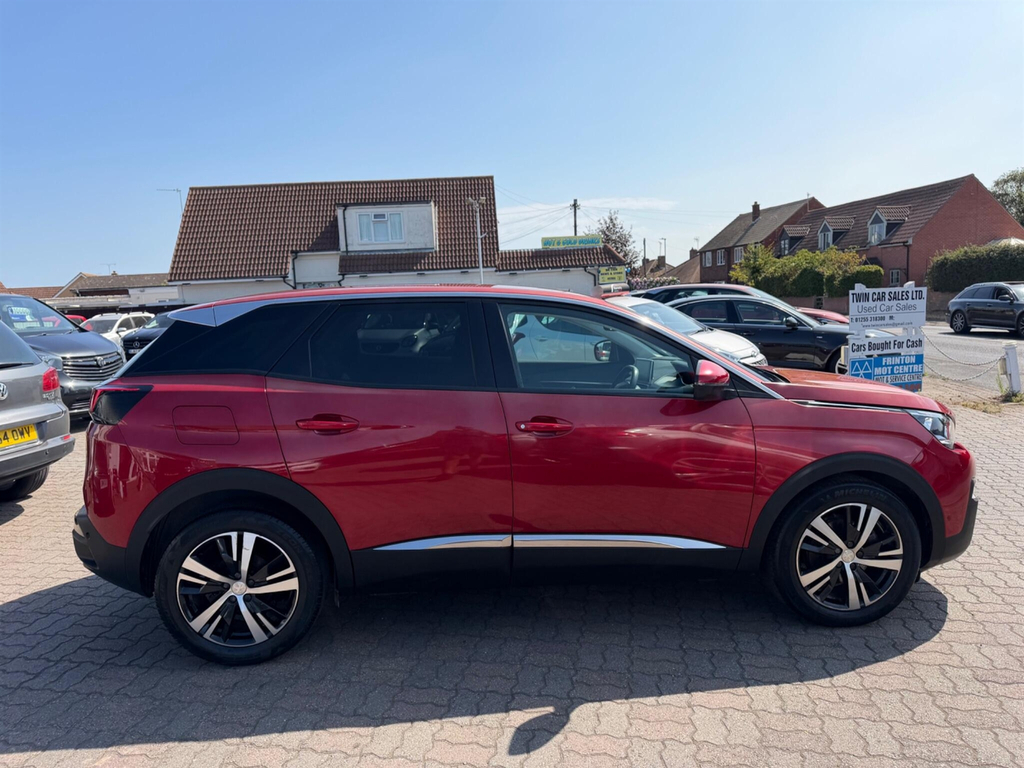 Peugeot 3008 1.2L Active White #9