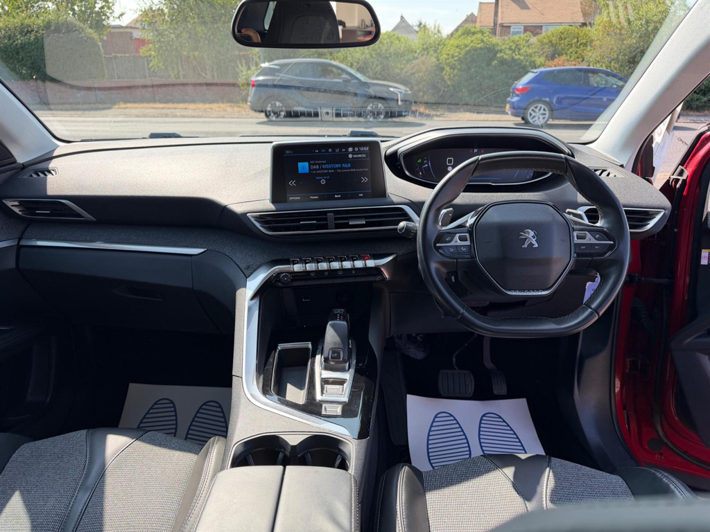 Peugeot 3008 Bluehdi Ss Allure Red #3