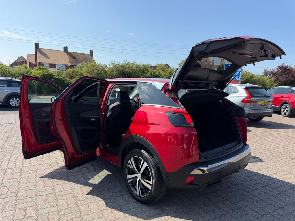 Peugeot 3008 1.2L Active White #45