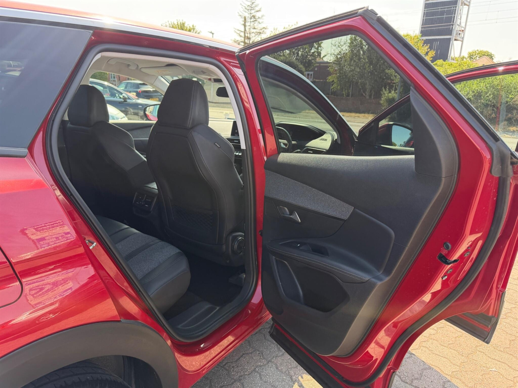 Peugeot 3008 1.2L Active White #24