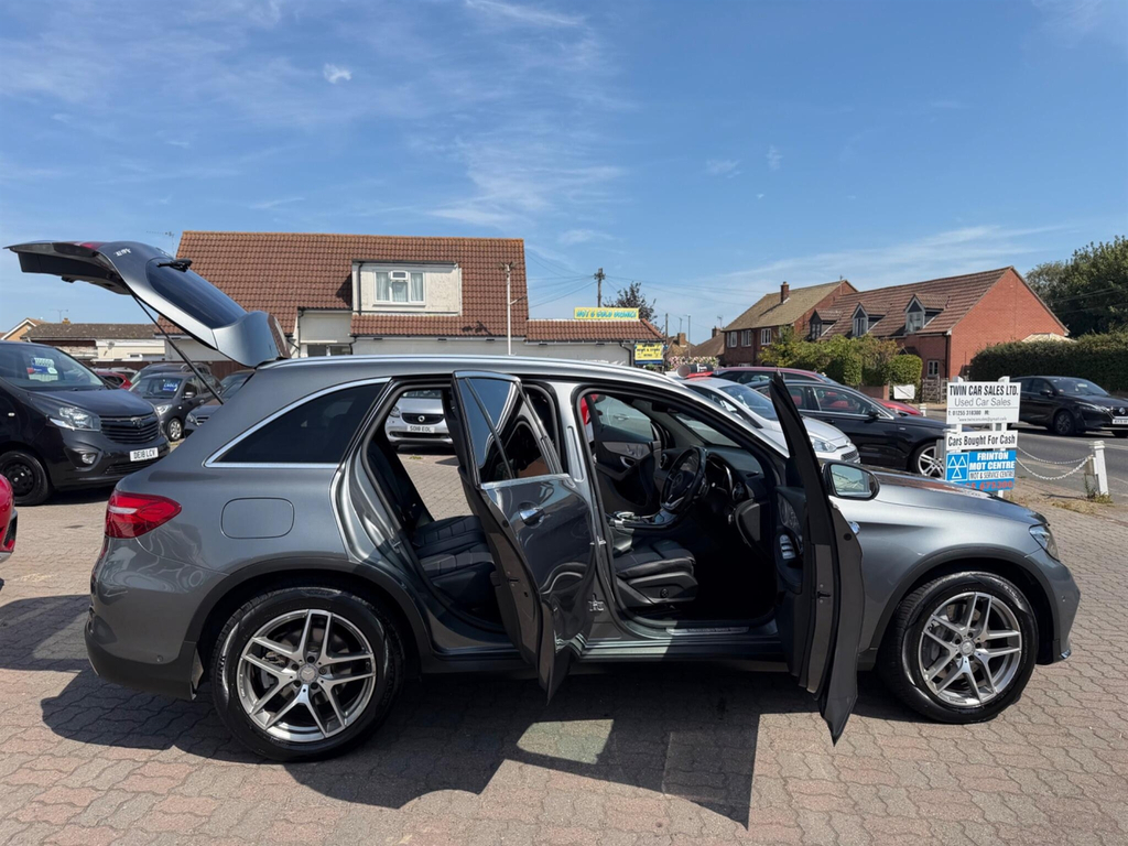 Mercedes-Benz GLC Class 2.1 Glc250d Amg Line Premium Plus Coupe G-tronic White #43